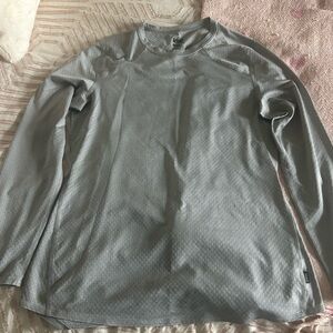 REI baselayer size M